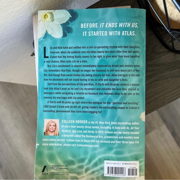 Colleen Hoover’s BEST SELLING - It ends with us + It starts with us - Picture 3 of 3
